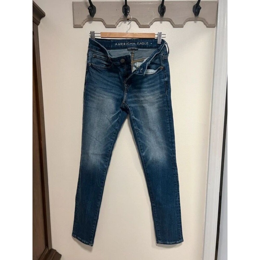 American Eagle Outfitters Men’s Blue Skinny Jeans - Faded Wash